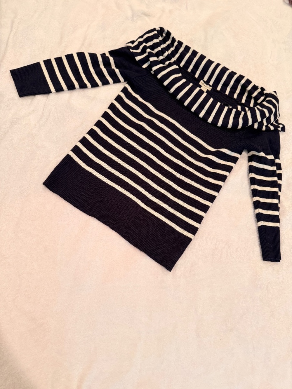 Boston Proper Off the Shoulder Sweater Navy/White Large Rayon